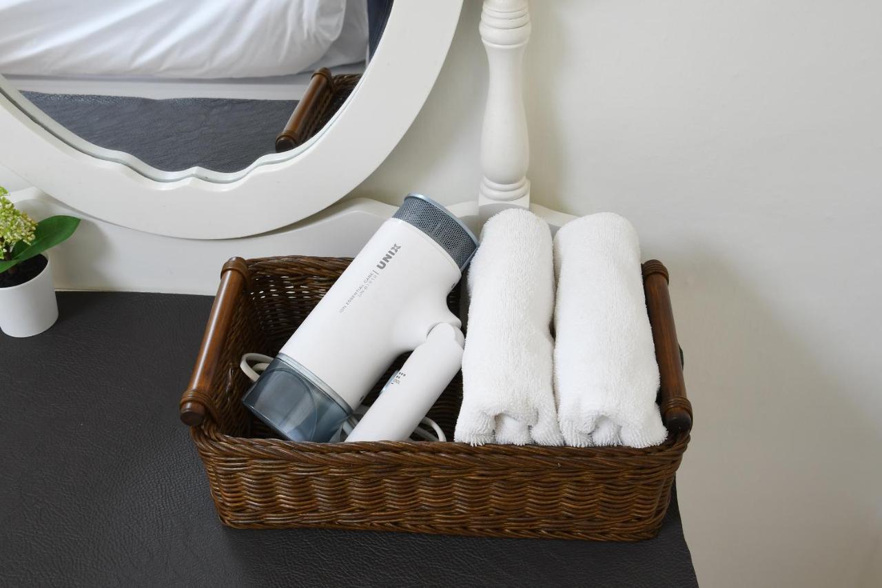 Aiola Cine Hongdae Apartment โซล ภายนอก รูปภาพ